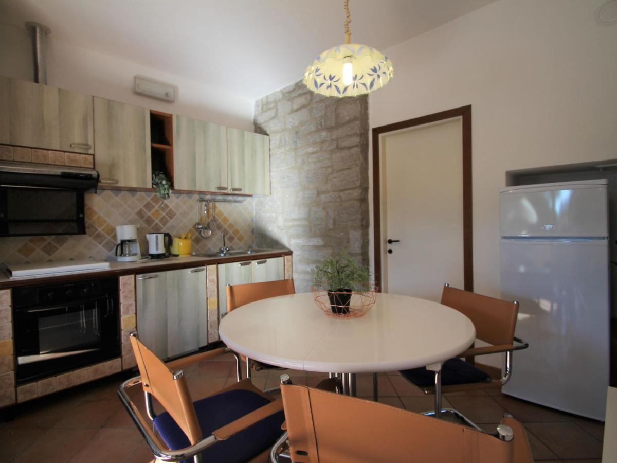 Apartment Residenza Agrifoglio-17 By Interhome Luino Eksteriør billede