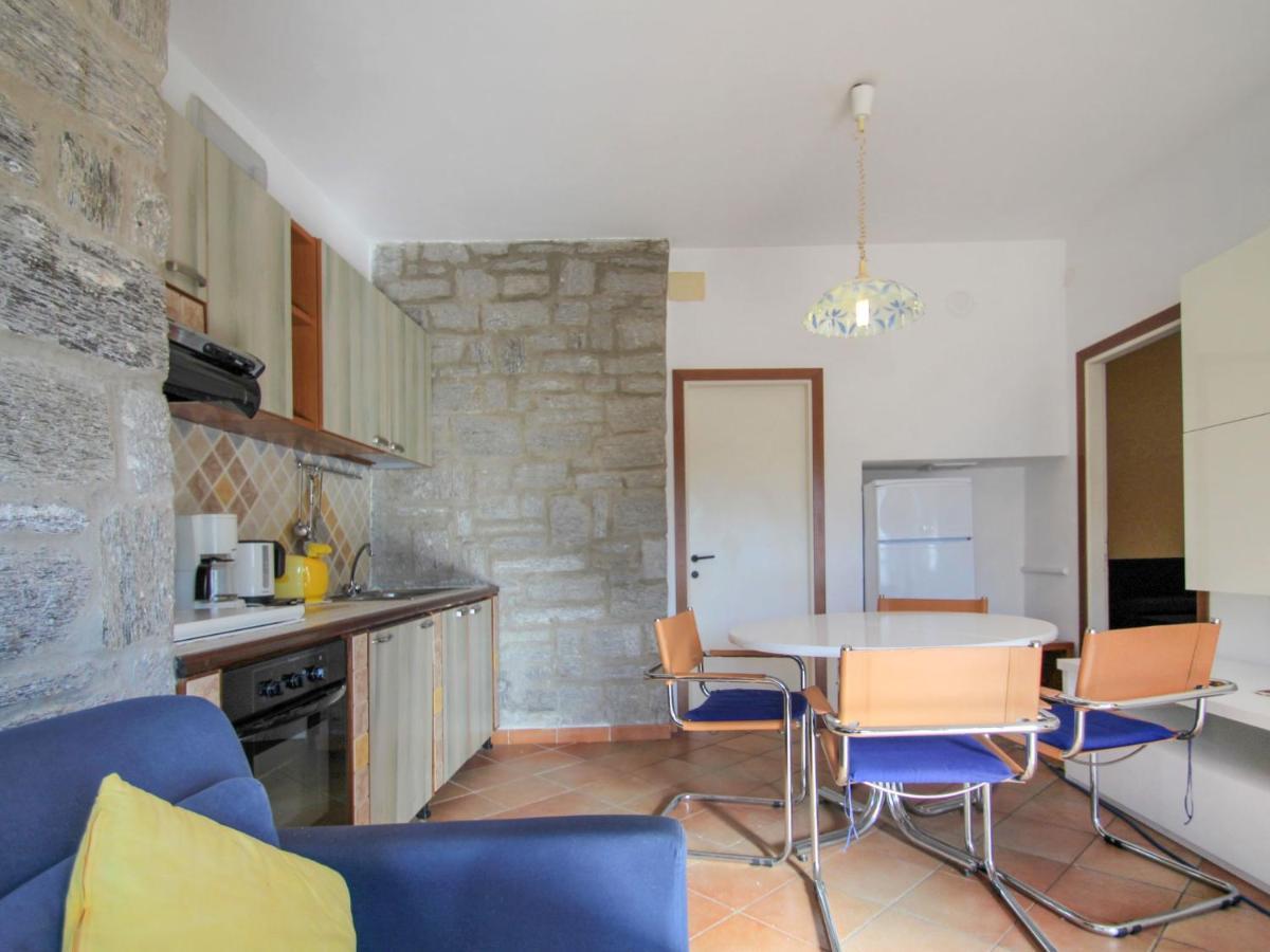 Apartment Residenza Agrifoglio-17 By Interhome Luino Eksteriør billede